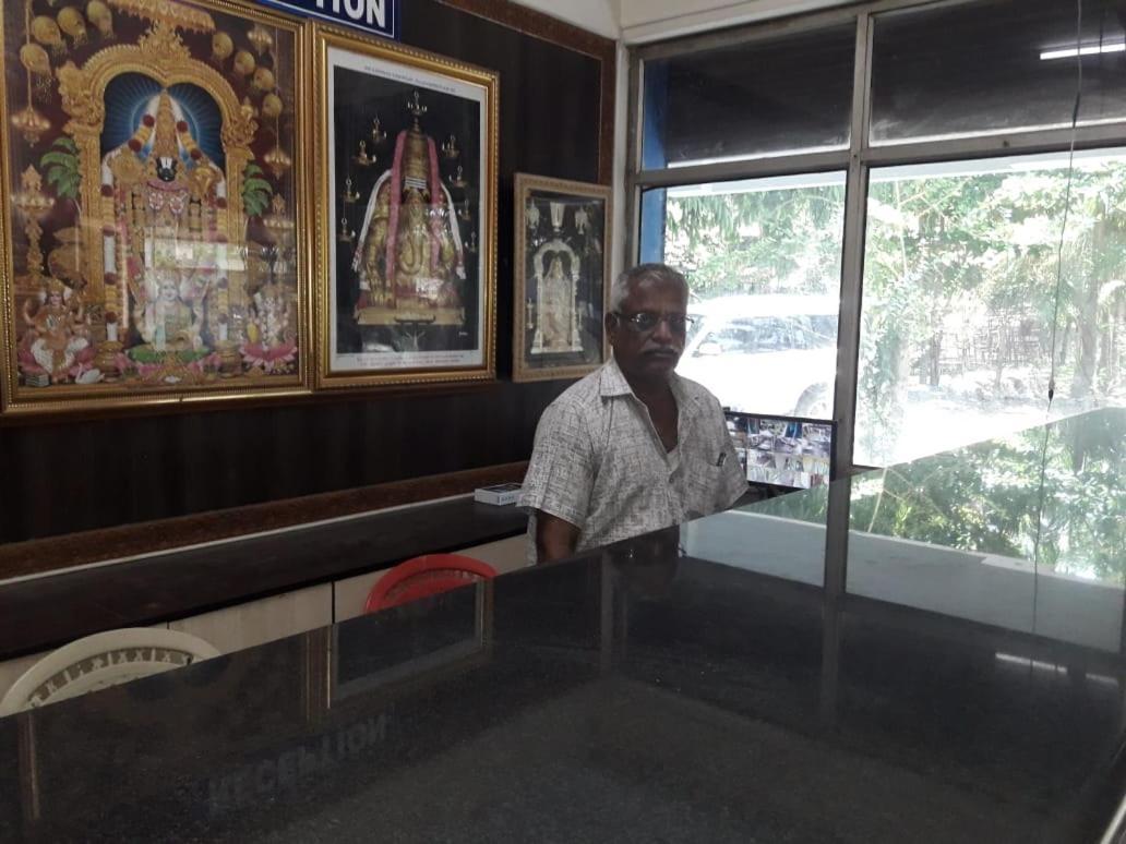 Hotel Siva Sakthi Tiruvannāmalai Zewnętrze zdjęcie
