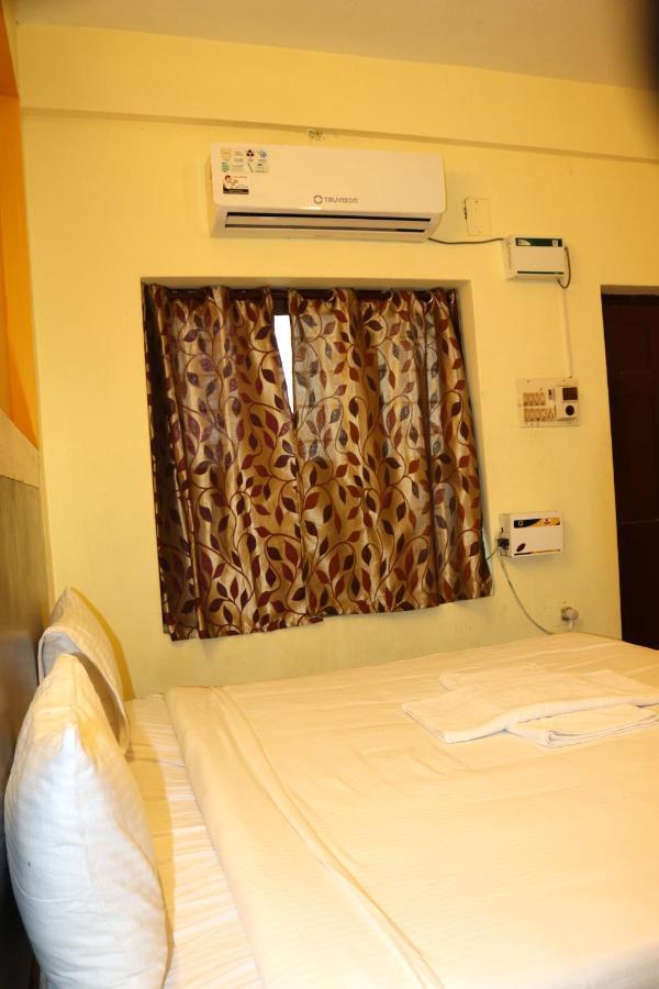Hotel Siva Sakthi Tiruvannāmalai Zewnętrze zdjęcie
